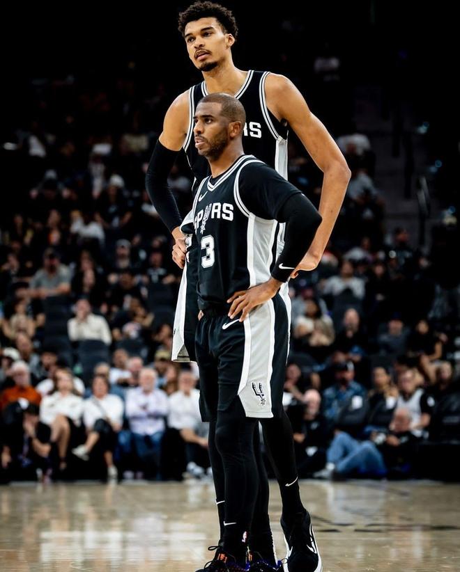 德媒：巴萨在关注莱比锡19岁新星韦德拉奥果，已派出球探考察（德媒称巴萨盯上莱比锡19岁新秀韦德拉奥果，已派球探考察）