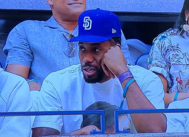 英媒：梅努越来越接近冬窗离开曼联，那不勒斯正在积极推进租借（英媒：梅努愈发接近冬窗离开曼联，那不勒斯加紧推进租借）